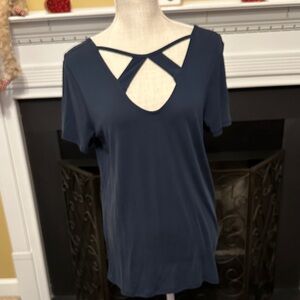 Buckle BKE Women's Navy Blue Cut-Out Top